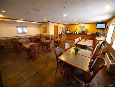Days & By Wyndham Kansas - Chiefs Arrowhead Stadium